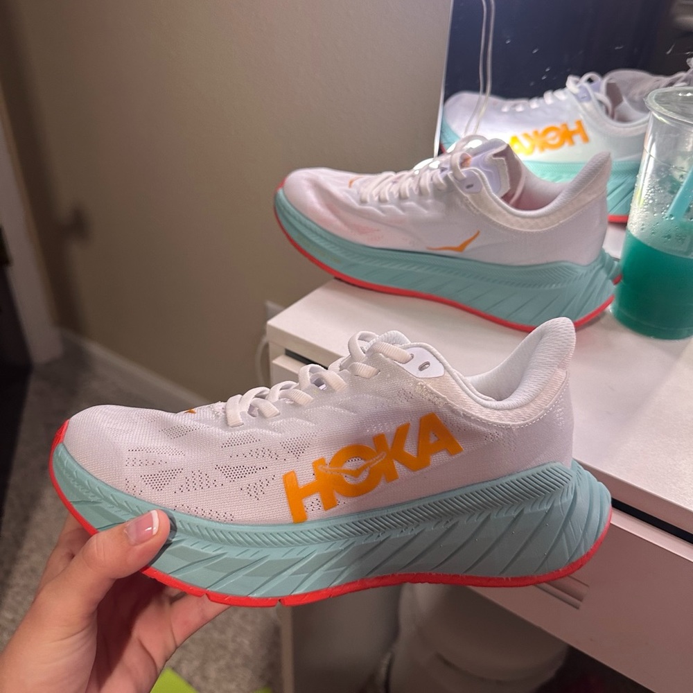 Hokas Carbon x2